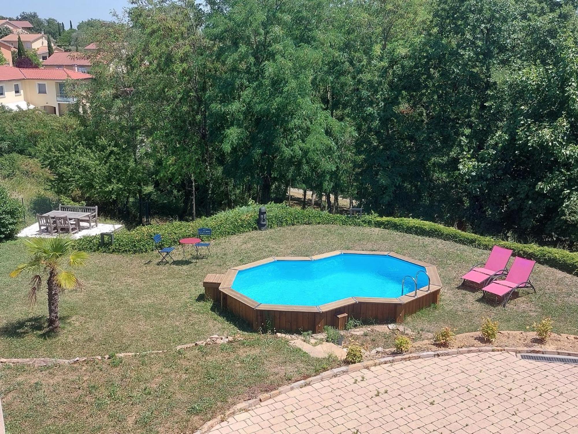 Appartamento Comme Dans Un Ecrin - T2 De 50 M² Avec Jardin, Terrasse Et Piscine Vernaison Esterno foto