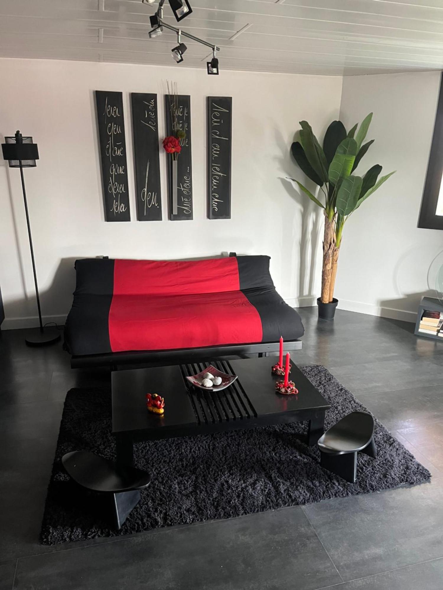 Appartamento Comme Dans Un Ecrin - T2 De 50 M² Avec Jardin, Terrasse Et Piscine Vernaison Esterno foto
